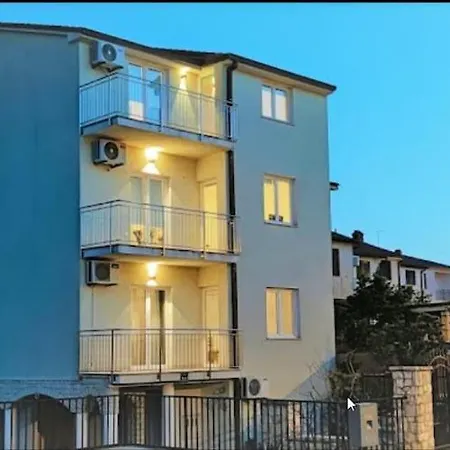 Appartement E&f, Veruda Porat, Free Parking Pula