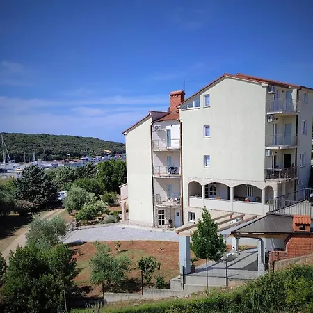 E&f, Veruda Porat, Free Parking Appartement Pula