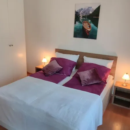 E&f, Veruda Porat, Free Parking Apartment Pula