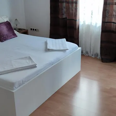 E&f, Veruda Porat, Free Parking Apartment Pula